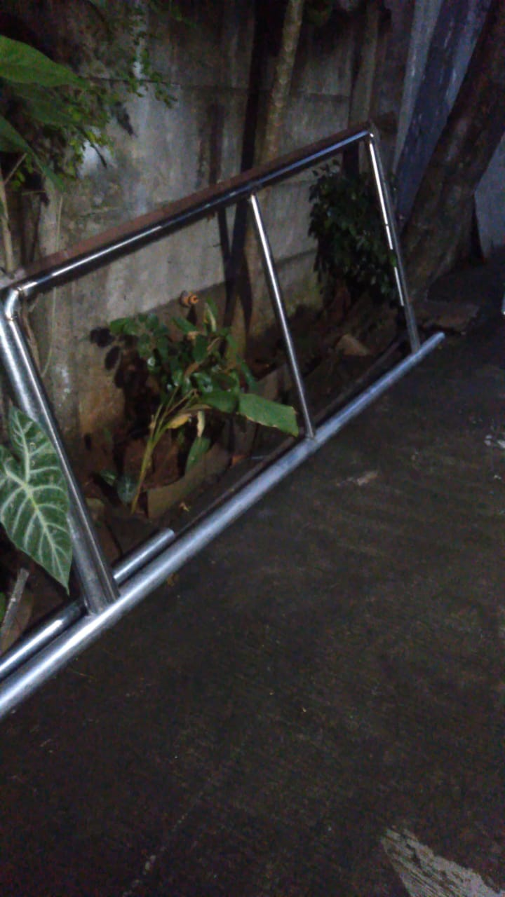 Railing Tangga Stainless - DEOTA TEKNIK
