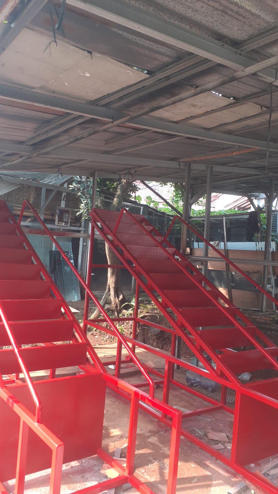 Tangga Lipat Heavy Duty - DEOTA TEKNIK